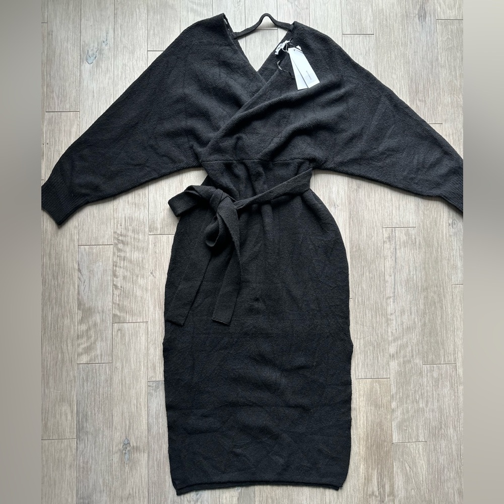 NWT 525 America Belted Body Con Black Long Sleeve Midi‎ Dress Large